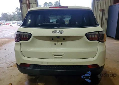 2018 Jeep Compass Sport z USA, uszkodzony, nr VIN 3C4NJCABXJT318197